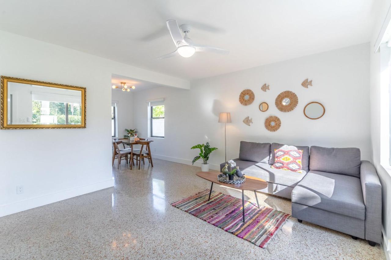 Appartamento Renovated Apts With Kitchen, Fast Wifi, Smart Tv, Roku & Pool Onsite 4 Mi To Surfside Beach North Miami Esterno foto